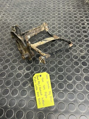 Yamaha Big Bear 400 2000 4x4 clavija de pie derecha reposapiés placa con freno de pie OEM Foto 1 de 3