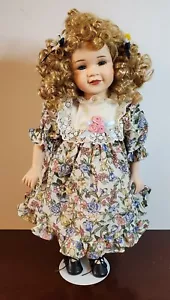 Muñeca de porcelana Brinns 18" ojos azules - Imagen 1 de 12