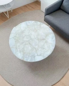 Tavolino da caffè rotondo in pietra di quarzo bianco fatto a mano arredo cristallo arte curativa - Foto 1 di 8