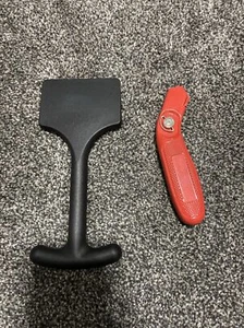 Teppichmesser plus Kunststoff Treppenwerkzeug / - Bild 1 von 4