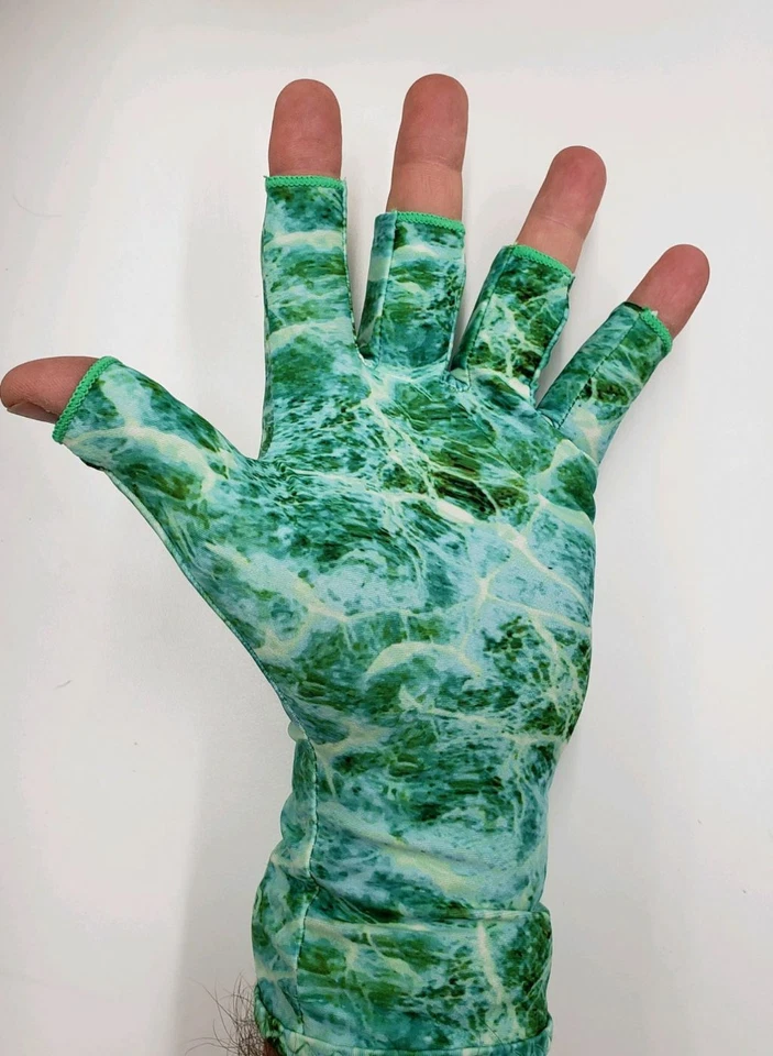 Glacier Glove Abaco Bay Fingerless Sun Gloves-Green Water Camo CHOOSE SIZE PR - Image 1 of 1