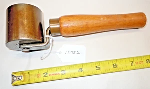 Hoggson & Pettis Vintage Stahl Hand Naht Presse Leder Arbeit Roller Werkzeug - Bild 1 von 6