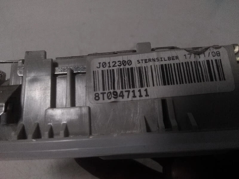 8T0947111 interior light for AUDI A4 AVANT (8K5) (2008) BASICO QUATTRO 837681 Foto 1 de 1