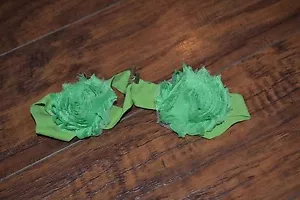 I4- NWT Green Toe Blooms MSRP $10.00 - Picture 1 of 2