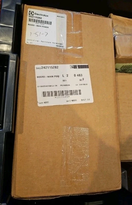 242115282 242115244 242115270 GENUINE OEM ELECTROLUX Main PCB ------B105 - Image 1 of 1