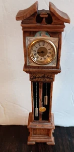 Profumo California vintage Co. Orologio Nonno Resina Decorazione Miniatura - Foto 1 di 5