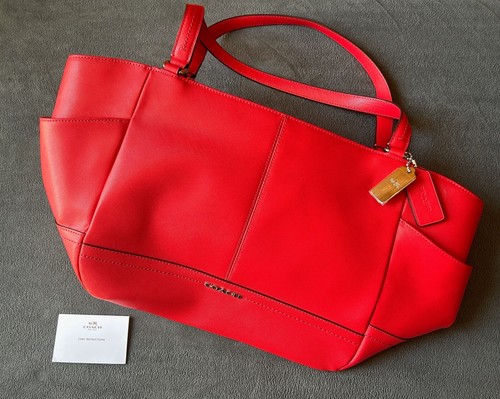 NUOVA borsa a tracolla Coach rossa bellissima pelle Crossgain nuova con etichette prezzo al pubblico consigliato $358