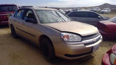 Used Left Door Mirror fits: 2004 Chevrolet Malibu Power classic style emblem in Foto 1 de 4