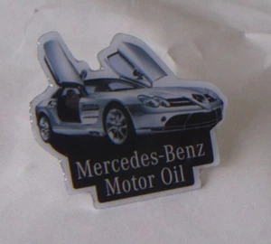 Mercedes Benz (McLaren SLR) Motor Oil Pin Badge - Bild 1 von 4