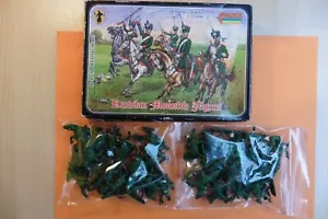 1/72 STRELETS NAPOLEONIC RUSSIAN MOUNTED JAGERS 24 HORSES & 24 RIDERS BOXED 018 - Picture 1 of 2