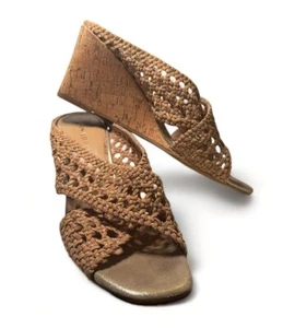 Donald Pliner Parisa Specked Cork Wedge Sandals Women's 9.5M Natural/Platino EUC - Picture 1 of 9