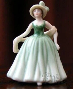 Royal Doulton   Eleanor     M 233 - Picture 1 of 1