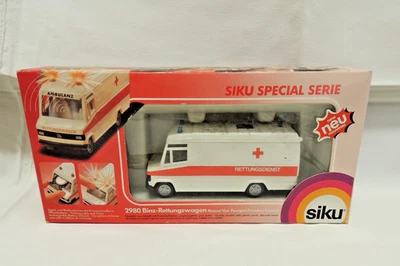 siku 1 32 Ambulance Mercedes N°2980 dans sa boîte d'origine - Photo 1/4