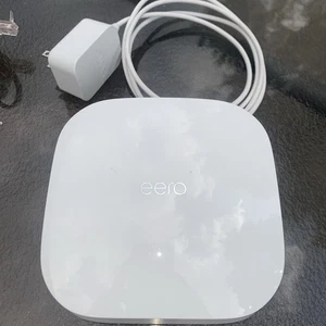 Eero Pro 6 Tri-Band Mesh Router Wi-Fi 6S010001 - Fully Working - Picture 1 of 3