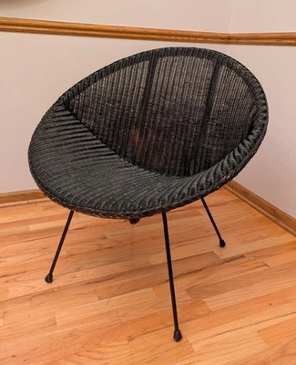 Vintage Mid Century Modern Black Wicker Rattan Iron Hoop Saucer Chair - Image 1 of 4