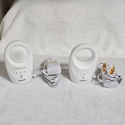 VTech DM1111 Enhanced Range Digital Audio Baby Monitor 1 父单元 — 第 1/4 张图片