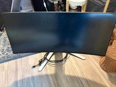 Alienware AW3420DW 34" Curved Gaming Monitor, G-SYNC - Image 1 of 2