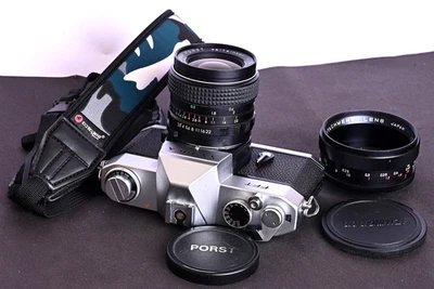 Yashica FFT Mechanical 35mm Film SLR c/w PORST 35mm f/2.8 Lens & Close-up Kit - Image 1 of 4