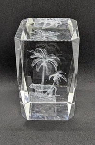 Tigre y árboles grabados con láser de más de 3" de alto cristal escultura/pisapapeles 3D - Imagen 1 de 6