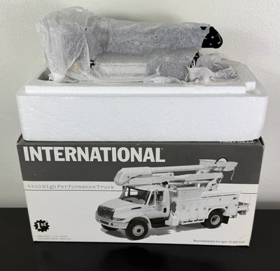 Camión grúa modelo R Mack 19-2862 First Gear Ray Meyer fósiles 1/34 nueva en caja Foto 1 de 4