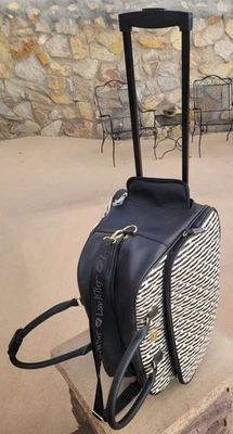 Equipaje Edredón Betsey Johnson BW Rayas Rosa Corazón Bolsa Rodante Viaje Vacaciones Foto 1 de 4