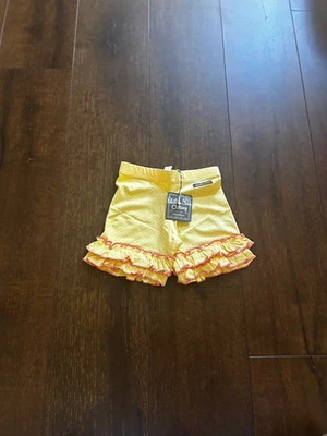 NEW Matilda Jane girls yellow shorts size 6, unworn w tags and original MJ bag - Image 1 of 4