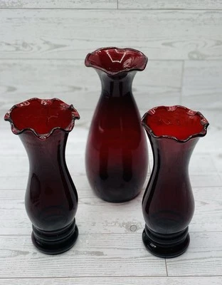 Set Of 3 Anchor Hocking Royal Ruby Red Glass Vases With Ruffled Crimped Rims - Image 1 of 4