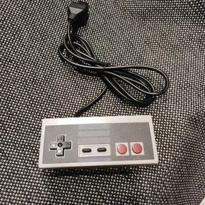 Controller Replacement for Original NES Nintendo Entertainment System - Picture 1 of 4