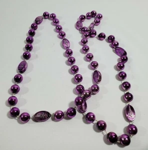 2013 Minnesota Vikings Game Purple Beads necklace 40 inches long - Picture 1 of 2