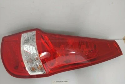 HYUNDAI I30 CW WAGON 2009 - 2012 GENUINE BRAND NEW RH TAIL LIGHT - image 1 of 4