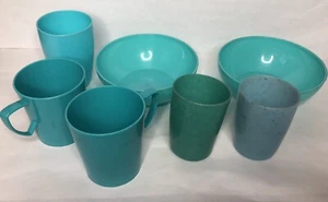 Vtg Plastic Dishes Gothamware Sterilite Teal Blue Green MCM USA Picnic Camping - Picture 1 of 8