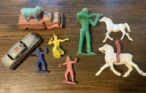 Vtg Mini Toy Lot Cowboy Indian MPC Pirate Horses Auburn Tootsietoy Fire Chief - Picture 1 of 10