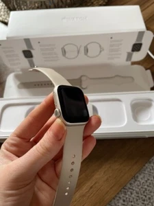 Apple Watch Series 8 GPS - 41mm Starlight Aluminium Case + Starlight Sport Band - Picture 1 of 6