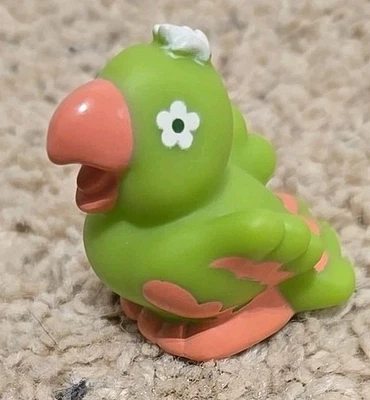 Muñeca Kenner Strawberry Shortcake Parfait Pet Loro SOLO de Gasa Lima de Colección Foto 1 de 3