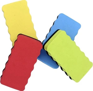 4er Pack Magnetischer Whiteboard Radierer für Zuhause, Schule und Büro - 4 x 2,3 x 0,8 I - Bild 1 von 4