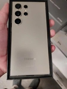 Samsung Galaxy S24 Ultra - 256GB - Titanium Grey (Dual SIM) - Picture 1 of 2