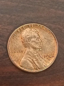 1962-D Lincoln Cent, E Pluribus Unum, Red - Picture 1 of 4