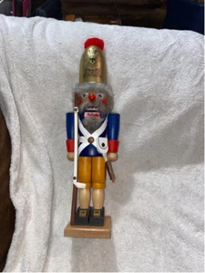 Vintage Holzkunst Christian Ulbricht Germany SOLDAT Nussknacker 17" mit Gewehr RAR - Bild 1 von 12