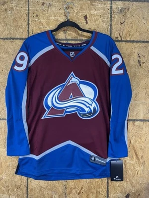 Fanatics Colorado Avalanche Nathan MacKinnon #29 Breakaway Jersey  Women Small - Image 1 of 4