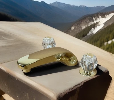 Grifo/relleno para bañera Delta de latón macizo pulido, brillante y con asas de bola de cristal Foto 1 de 4