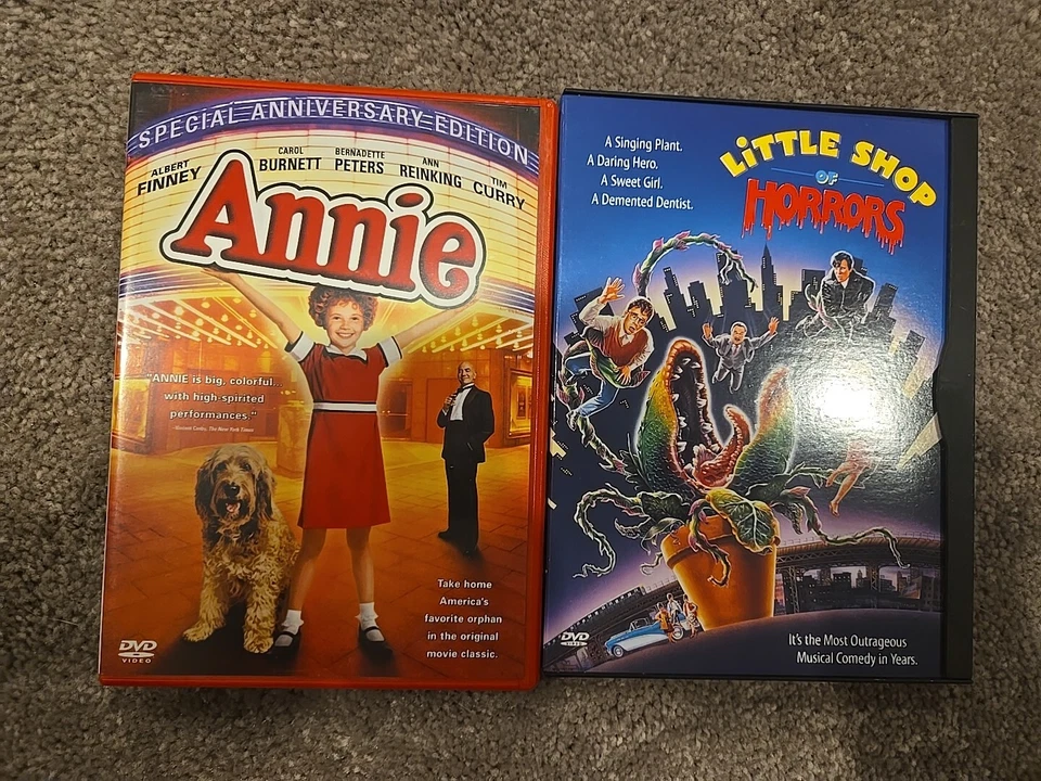 DVD Lot Of 2 Musicals - Annie & Little Shop Of Horrors - Image 1 of 4