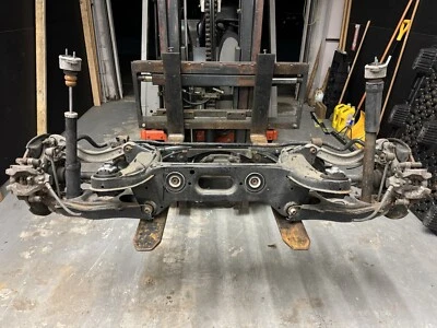 Subquadro transportador de eixo diferencial traseiro completo 08-14 Mercedes-Benz W204 C300 - Imagem 1 de 4