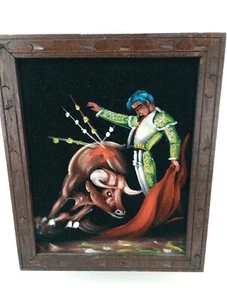 Vtg Matador Bullfight Velvet Painting Wood Carved Frame Shabby Chic MCM 13x15.5 - Picture 1 of 7