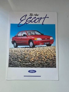 Original Ford Escort 1990 Car Sales Brochure Inc.Cab & Estate VGC - Picture 1 of 3