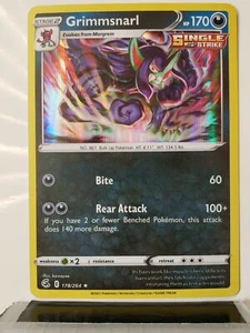 Tarjeta Pokémon HOLO Grimmsnarl 178/264 casi nueva/m rara Fusion Strike - arte kawayoo - Imagen 1 de 4