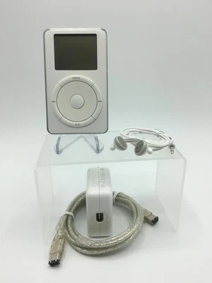 Vintage Apple iPod Classic M8541 5GB - 1st Generation - White (M8513LL/B) - Image 1 of 2