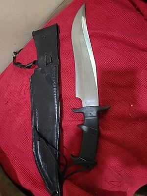 UC United Cutlery UC469. RARE Item. - Image 1 of 4