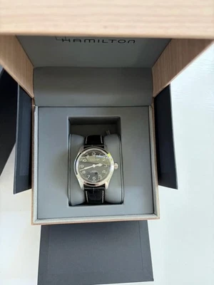 New Hamilton Khaki Field Murph Auto Black Dial leather Strap Watch H70405730 - Image 1 of 4
