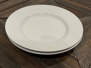 Pottery Barn Great White Collection Set of 2  Salad Plates 10.5" Discontinued - Picture 1 of 6