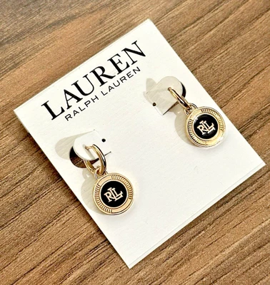 Pendientes colgantes Lauren Ralph Lauren con logotipo dorado | Esmalte dorado negro elegante Foto 1 de 4